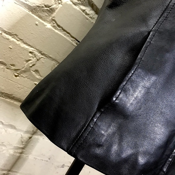 Sexy Classic Leather Vest - Picture 7 of 11